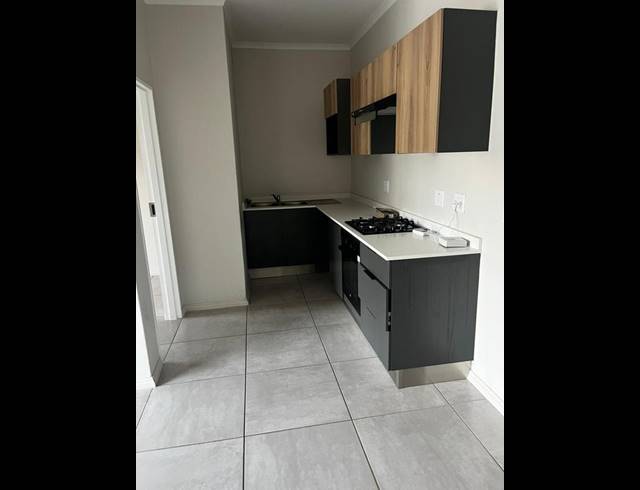 2 BEDROOM PROPERTY TO RENT IN GLEN AUSTIN